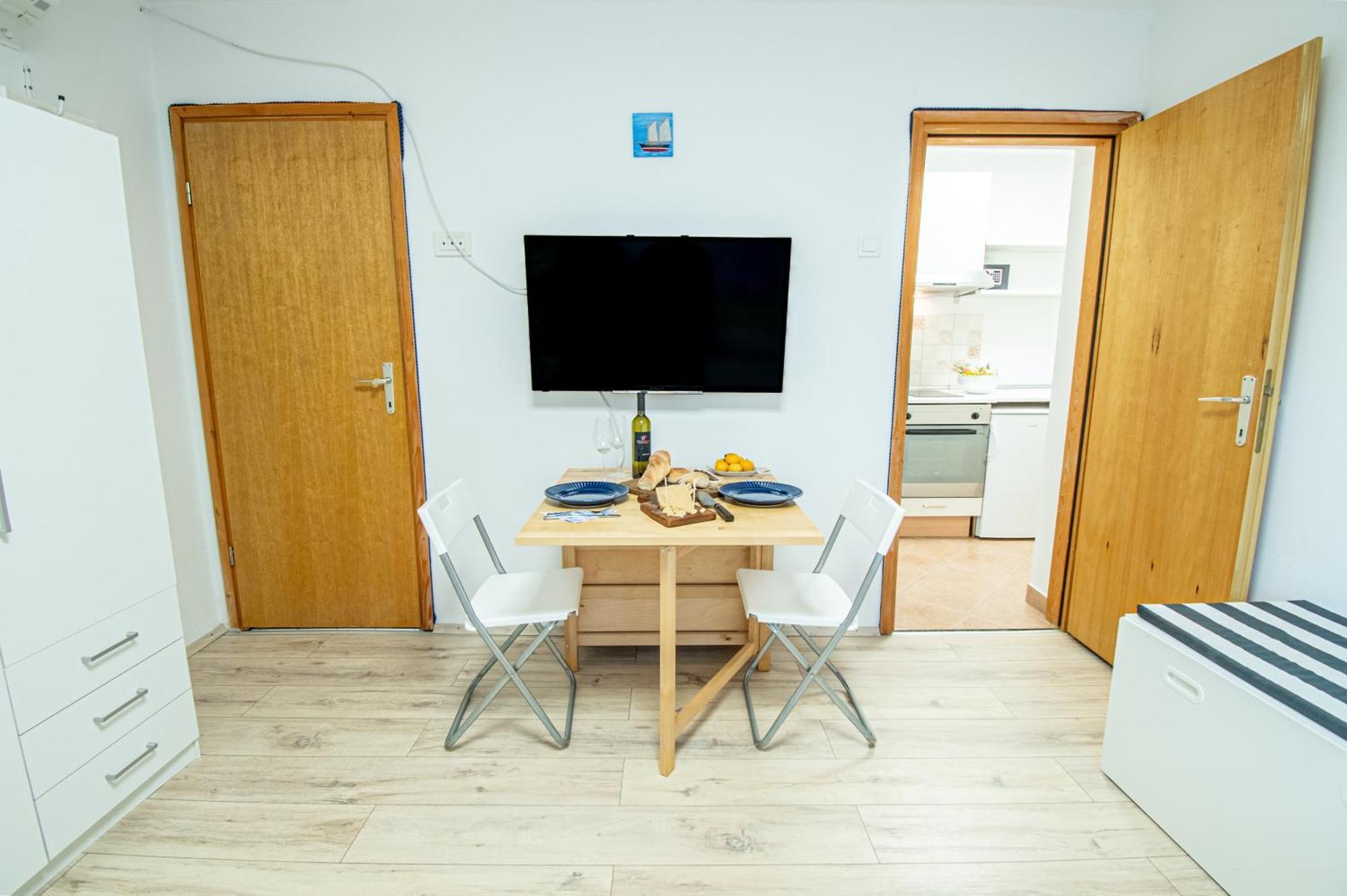 Umag Center Apartment Parking By Rentistra Zewnętrze zdjęcie